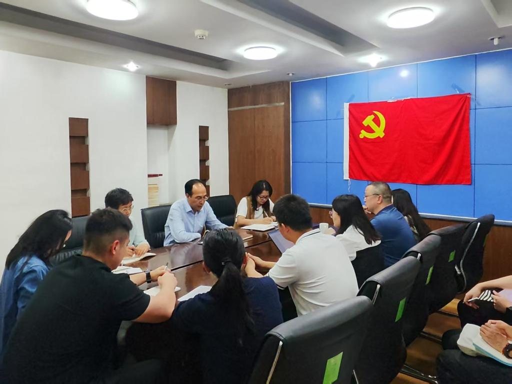 学院举办深入贯彻中央八项规定精神学习教育专题党课